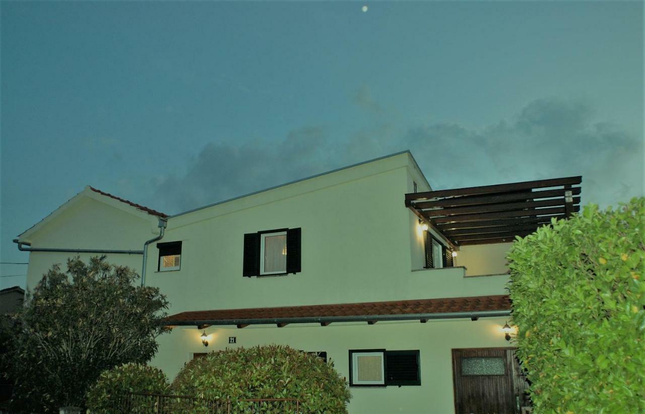 House Villa Mare Malinska Exterior photo